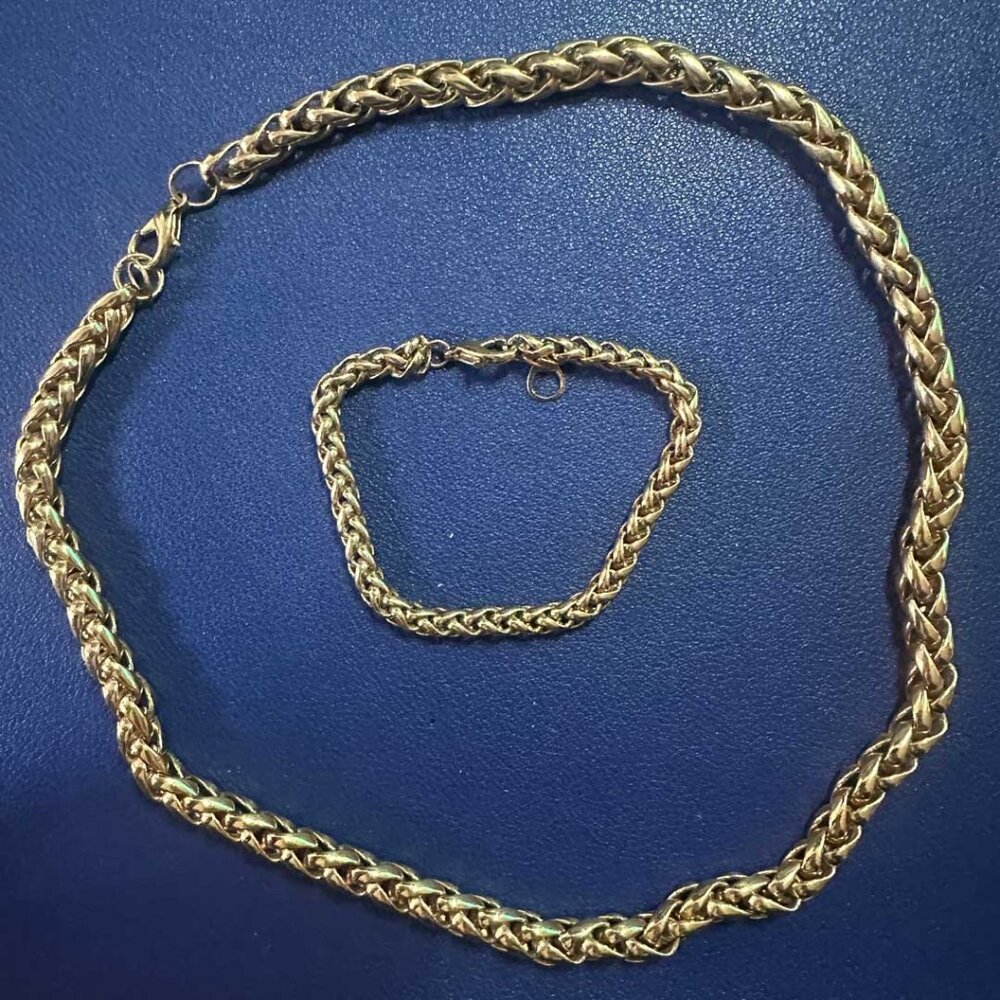 Chunky Gold Tone Choker Chain and Matching Bracelet